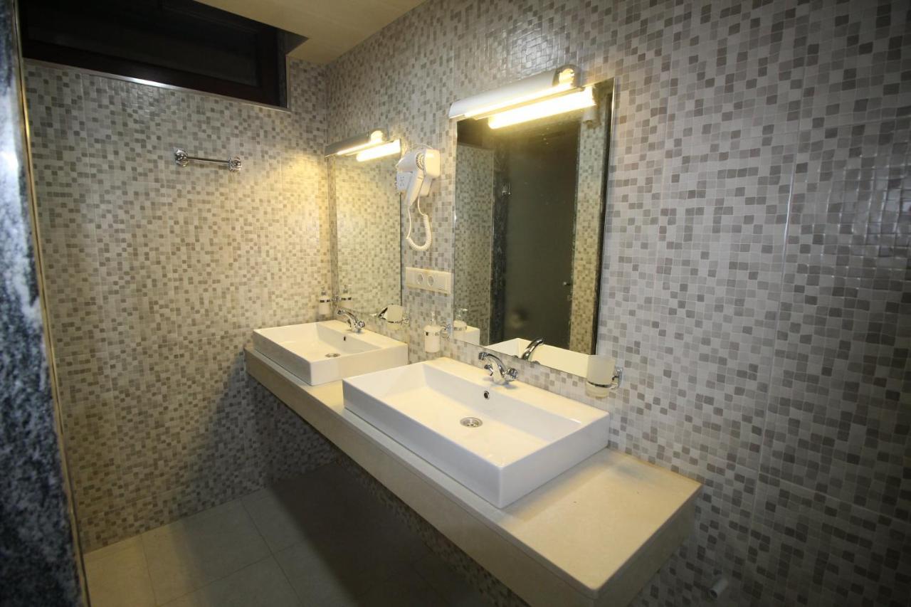 Hostel Jeal Batumi Luaran gambar